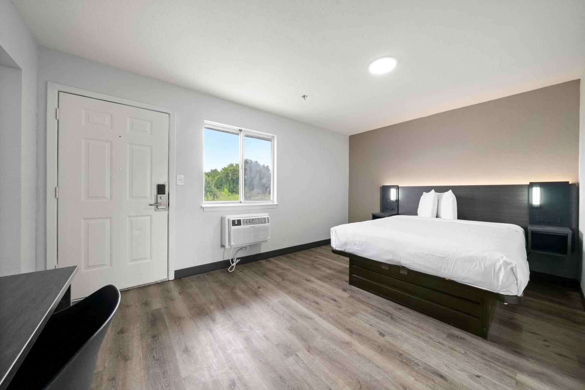 Efficiency Lodge Калъмбъс Екстериор снимка