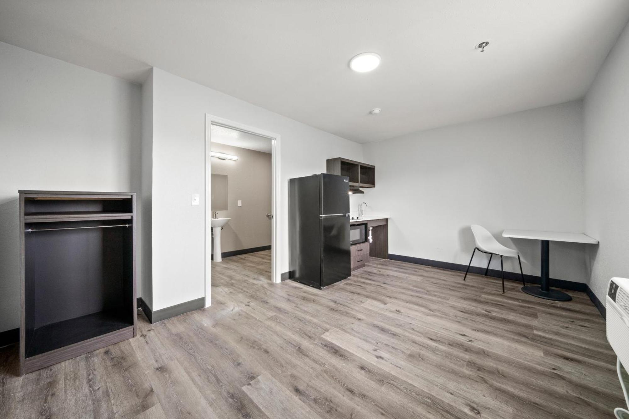 Efficiency Lodge Калъмбъс Екстериор снимка