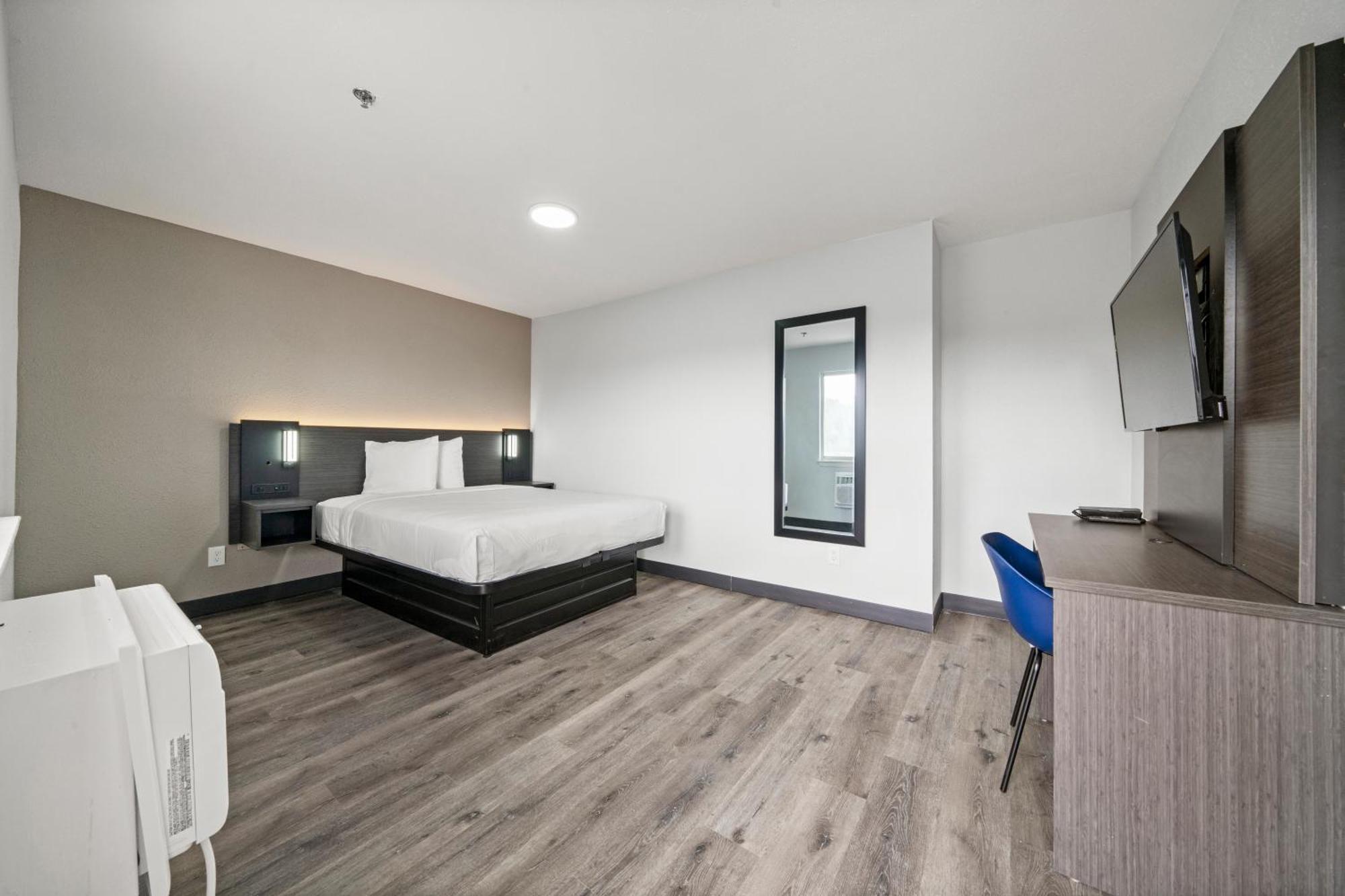 Efficiency Lodge Калъмбъс Екстериор снимка